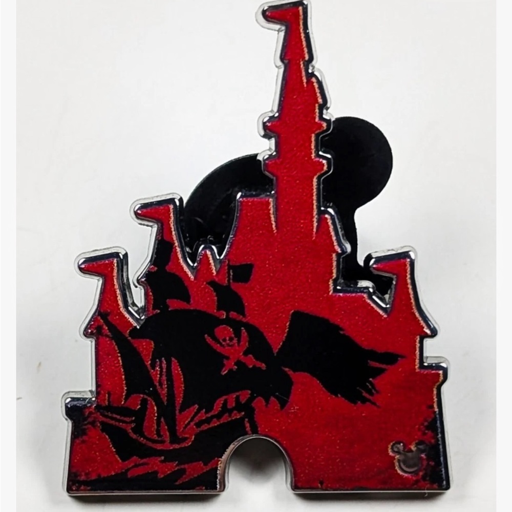 Disney Hidden Mickey Pirates of the Caribbean Castle Pin mystery pouch 2026